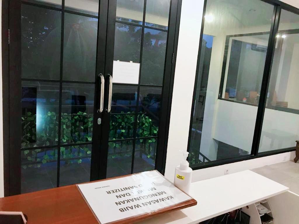 Nyenyak Mrt Lebak Bulus Simatupang Hotell Jakarta Exteriör bild
