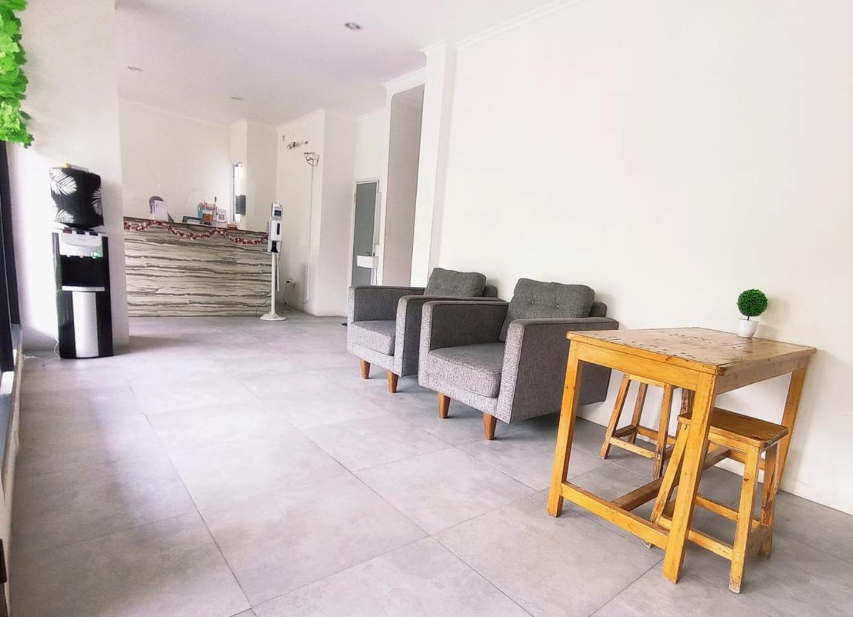 Nyenyak Mrt Lebak Bulus Simatupang Hotell Jakarta Exteriör bild